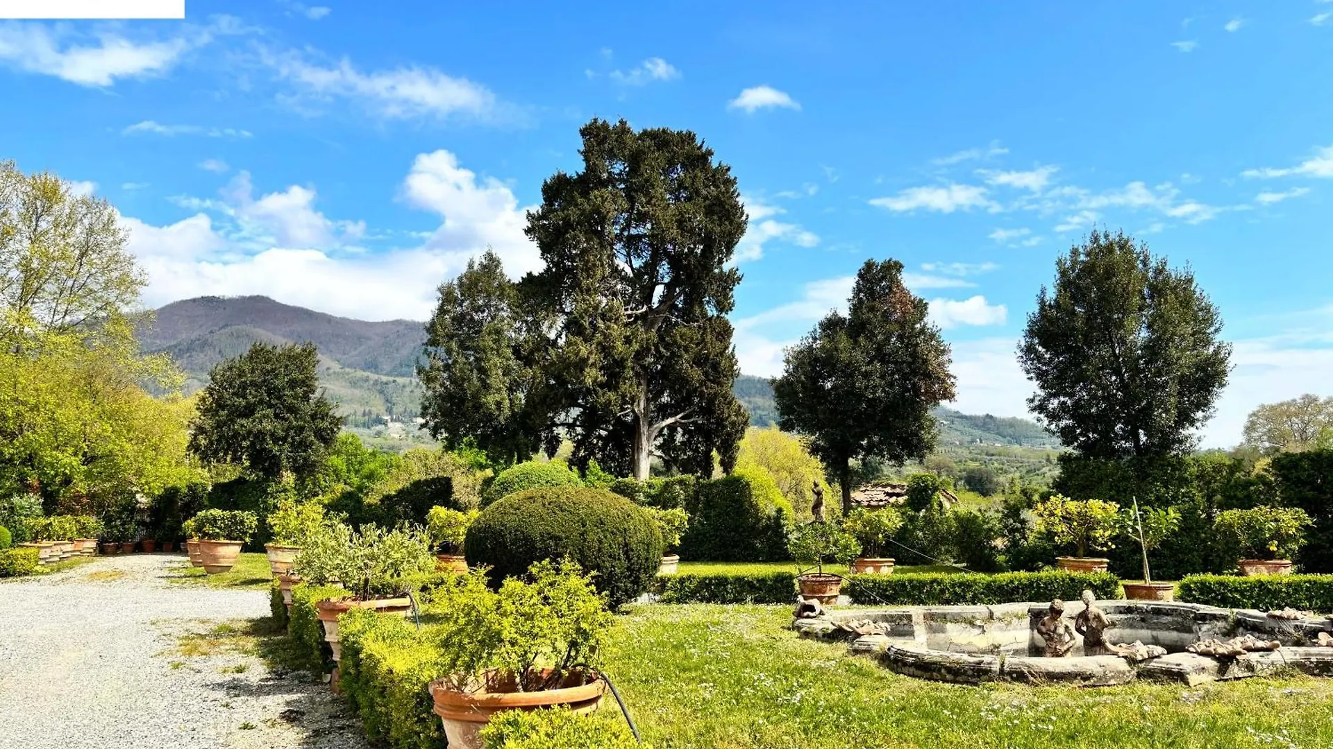 Villa Orlando Capannori Italy